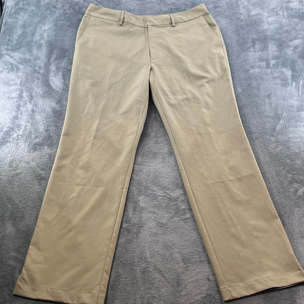 Under Armour Mens Golf Pants Khaki Tan Straight Leg Flat Front 34x32 Polyester
